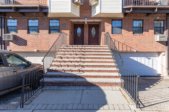 Greentree Condominium in Howard Beach, NY - Building Photo - Building Photo