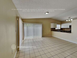 10511 SW 66th Terrace in Miami, FL - Building Photo - Building Photo