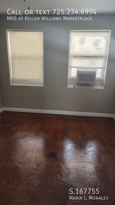 311 N 11th St in Las Vegas, NV - Building Photo