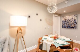 2939 Leeward Ave in Los Angeles, CA - Building Photo - Building Photo