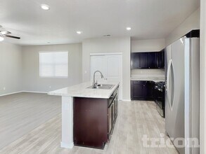 5 Dos Hermanas Ct in Los Lunas, NM - Building Photo - Building Photo