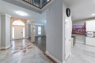 2325 Hunters Run Dr in Plano, TX - Building Photo - Building Photo