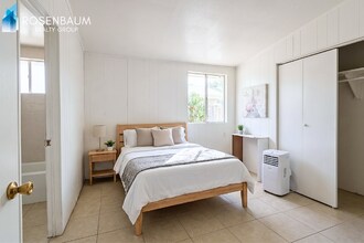 2460 N Treat Ave in Tucson, AZ - Foto de edificio - Building Photo