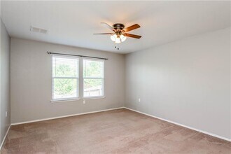 5516 Nelson Oaks Dr in Austin, TX - Building Photo - Building Photo