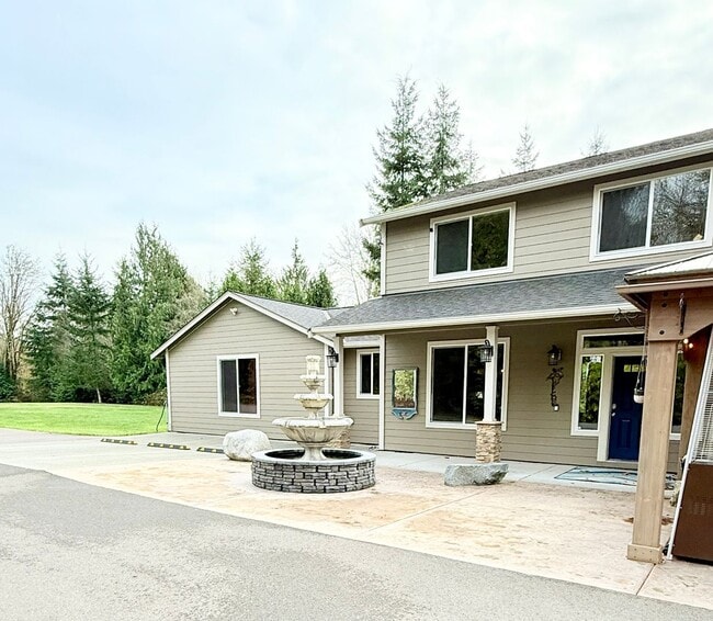 8669 NE Nature Way in Kingston, WA - Building Photo - Building Photo