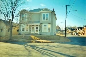 902-904 S 17th St in St. Joseph, MO - Foto de edificio