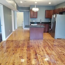 69 Catharine St, Unit 3 in Worcester, MA - Building Photo - Building Photo