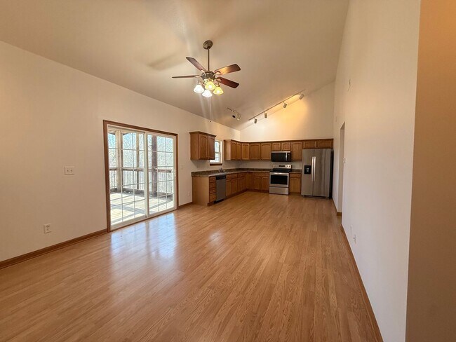 3444 W Dorchester Ridge in Peoria, IL - Foto de edificio - Building Photo