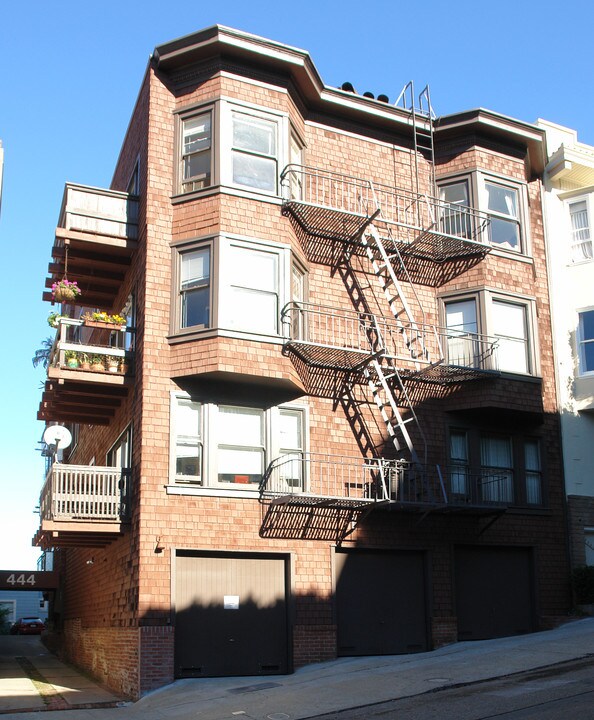 444 Lombard St in San Francisco, CA - Building Photo