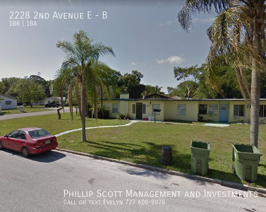2228 2nd Ave E in Bradenton, FL - Foto de edificio