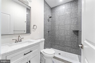 2341 N College Ave in Philadelphia, PA - Building Photo - Building Photo