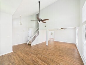 3210 Creek Shadows Dr in Houston, TX - Building Photo - Building Photo