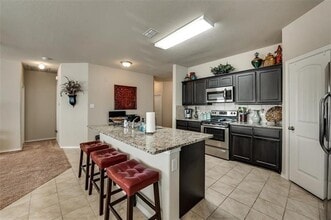 649 Clearbrook St in Azle, TX - Building Photo - Building Photo