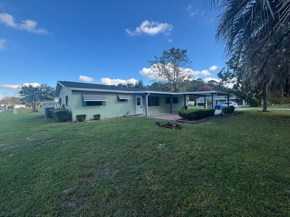10211 SW 93rd Ct in Ocala, FL - Building Photo