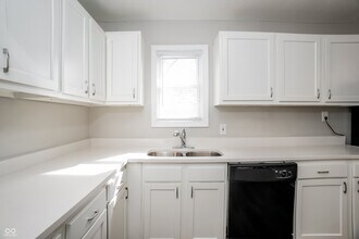 19 Southlane Dr in New Whiteland, IN - Building Photo - Building Photo
