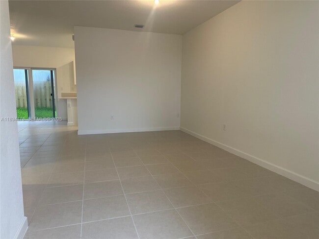 property at 2534 SE 27th Dr