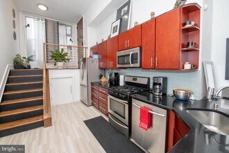 1538 Ogden St in Philadelphia, PA - Building Photo - Building Photo