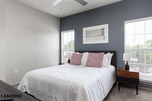 10101 W Parmer Ln, Unit 224 in Austin, TX - Building Photo