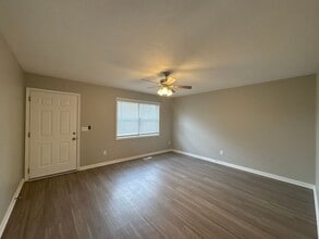 506 E Main St in Manchester, TN - Building Photo - Building Photo