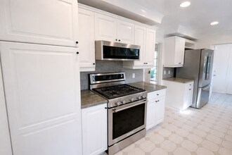 4444 Radford Ave in Los Angeles, CA - Building Photo - Building Photo