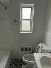 2790 Queen City Ave in Cincinnati, OH - Building Photo - Building Photo