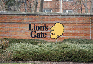 Lion's Gate in Indianapolis, IN - Building Photo - Building Photo