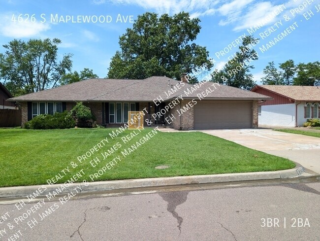 property at 4626 S Maplewood Ave