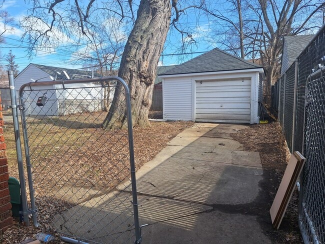 17310 Mansfield St in Detroit, MI - Building Photo - Building Photo