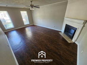 6681 Red Birch Dr in Memphis, TN - Building Photo - Building Photo