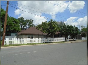 1720 Galveston Ave in McAllen, TX - Building Photo - Primary Photo