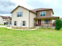 3598 Fox Tail Ct in Clarksville, TN - Foto de edificio - Building Photo