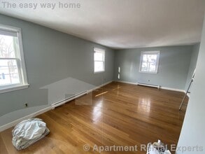 92 Sylvia St in Arlington, MA - Building Photo - Building Photo