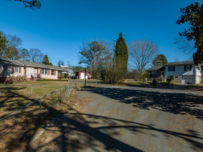Apartments for rent in La Fayette, GA