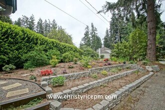 20918 NE 78th St in Redmond, WA - Building Photo - Building Photo