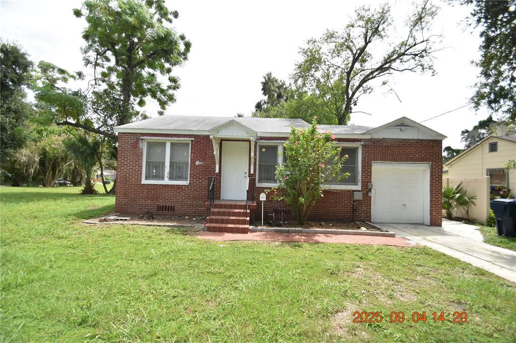 1435 E Paris St in Tampa, FL - Foto de edificio