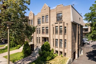 2605 Lionel-Groulx Av in Montréal, QC - Building Photo - Building Photo