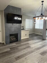 9050 W Warm Springs Rd, Unit 2169 in Las Vegas, NV - Foto de edificio - Building Photo