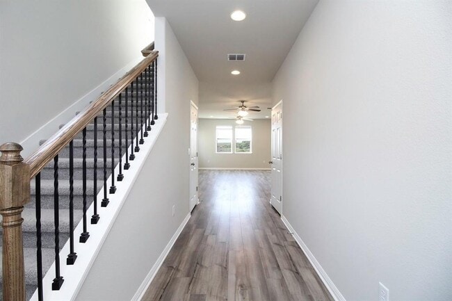 6425 Pine Leaf Trail in Austin, TX - Building Photo - Building Photo