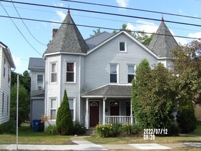 374 Pine St in Meadville, PA - Building Photo - Building Photo