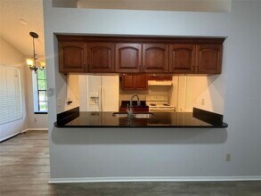 3781 Lake Shore Dr in Palm Harbor, FL - Building Photo - Building Photo