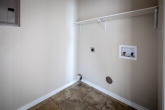 1305 Kings Way in Del Rio, TX - Building Photo - Building Photo