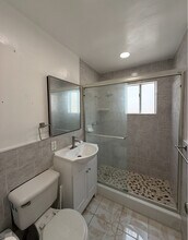 22418 Elaine Ave in Hawaiian Gardens, CA - Building Photo - Building Photo
