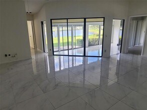 8350 Mooring Cir in Boynton Beach, FL - Building Photo - Building Photo