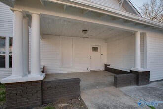 310 Rock St SE in Hartselle, AL - Building Photo - Building Photo