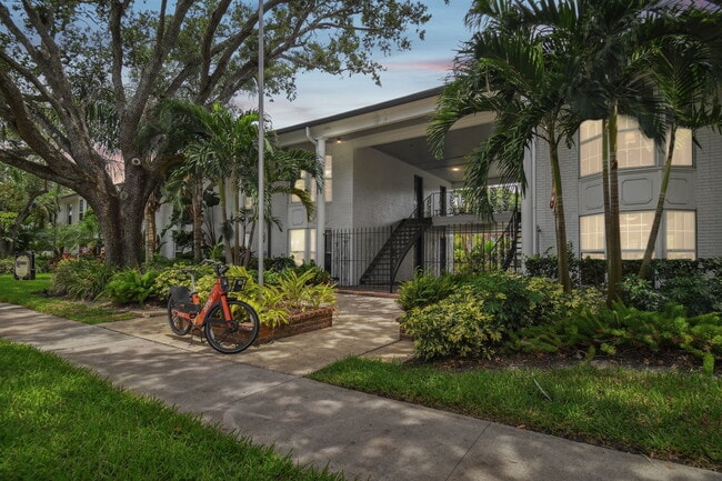 The Monroe of SOHO Hyde Park in Tampa, FL - Foto de edificio - Building Photo