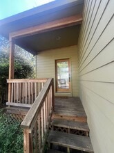 3337 Peregrine St in Eugene, OR - Building Photo - Building Photo