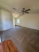5391 Stonethrow Ct in Redding, CA - Building Photo - Building Photo