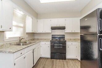 9727 Marsh Ave in Kansas City, MO - Building Photo - Building Photo