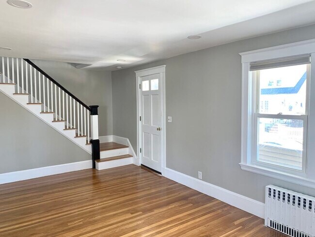 54 Colby Rd, Unit 1 in Quincy, MA - Building Photo - Building Photo