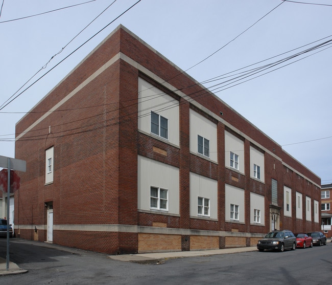 Roosevelt Hall and Apartments in Shenandoah, PA - Building Photo - Building Photo